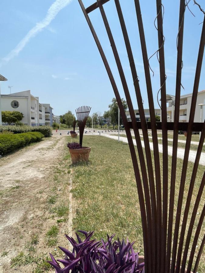 Capsule Ocean, A Moins De 10 Min De La Plage Aytre Exterior photo