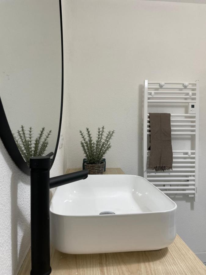 Capsule Ocean, A Moins De 10 Min De La Plage Aytre Exterior photo